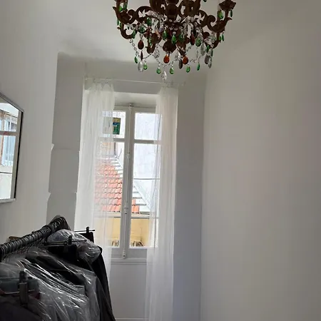 Jolie Proche Monaco Apartment *