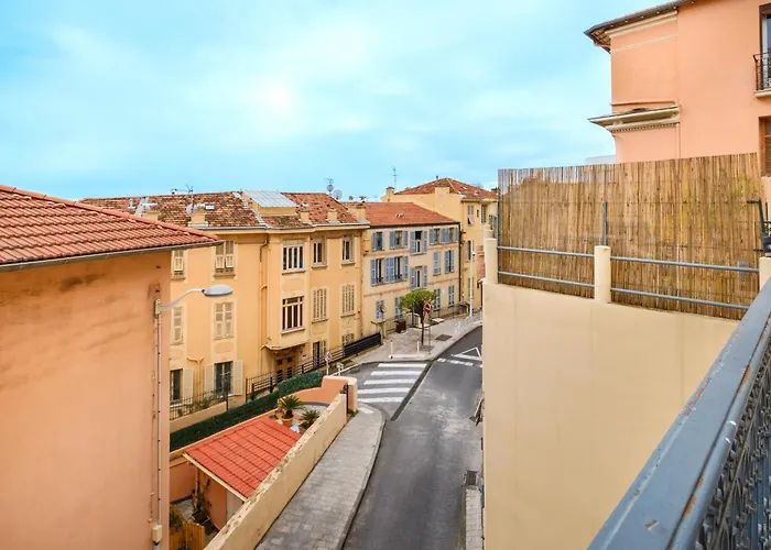 Joli Proche Monaco * 보솔레이